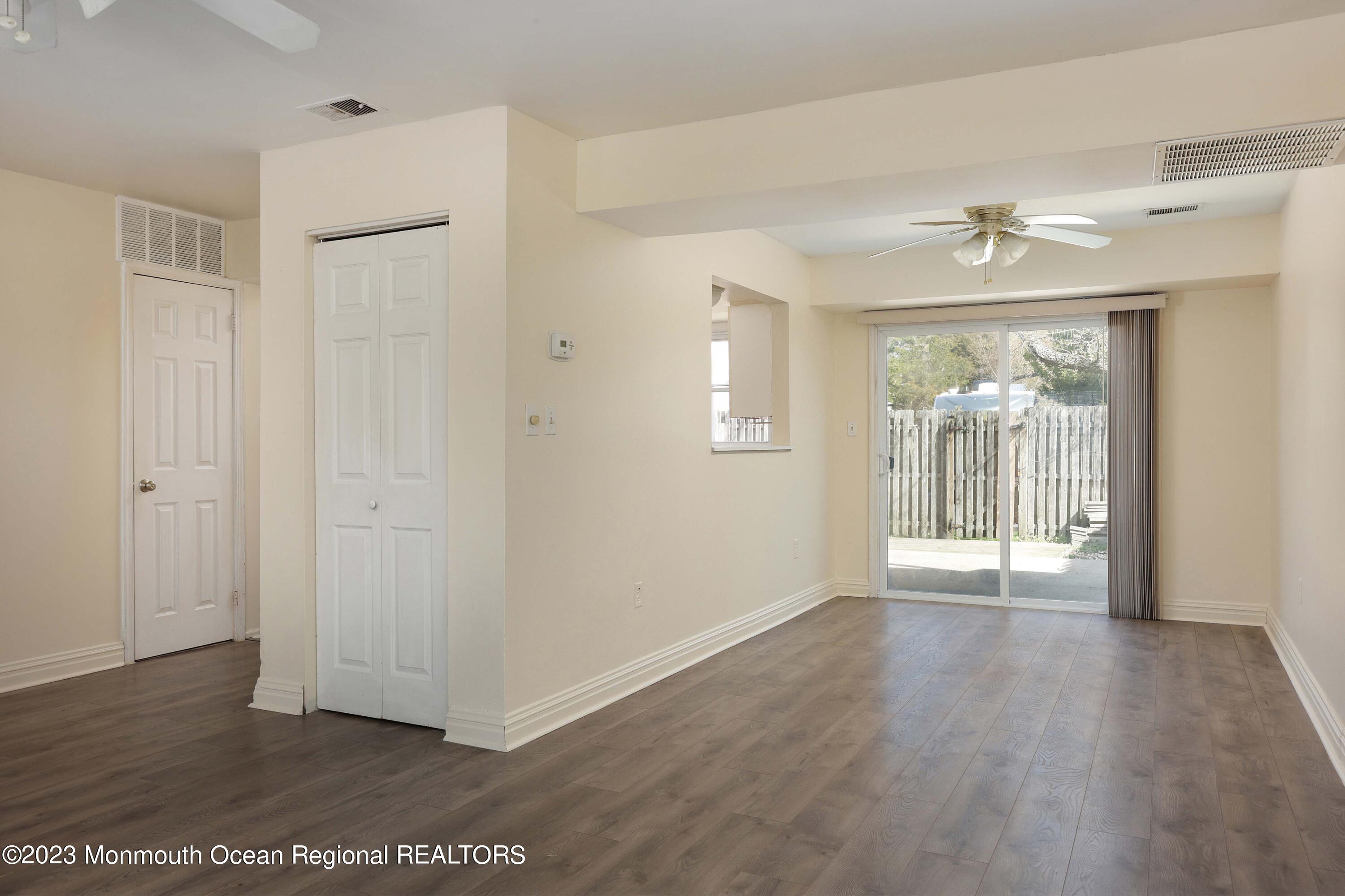 32 Forge Court Jackson, NJ 08527 - Photo 9 of 23 758A8366