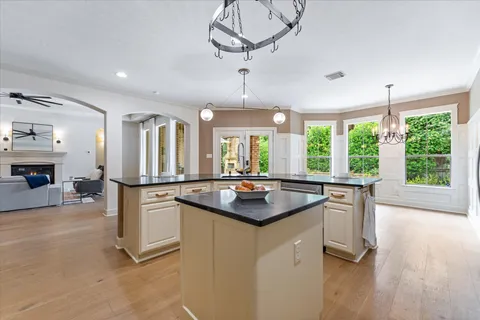 $699,900 | 28331 Hollow Springs Lane, Spring, TX 77386
