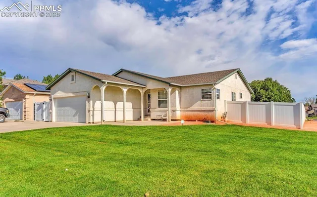 $395,000 | 1 Hardwick Court, Pueblo, CO 81005