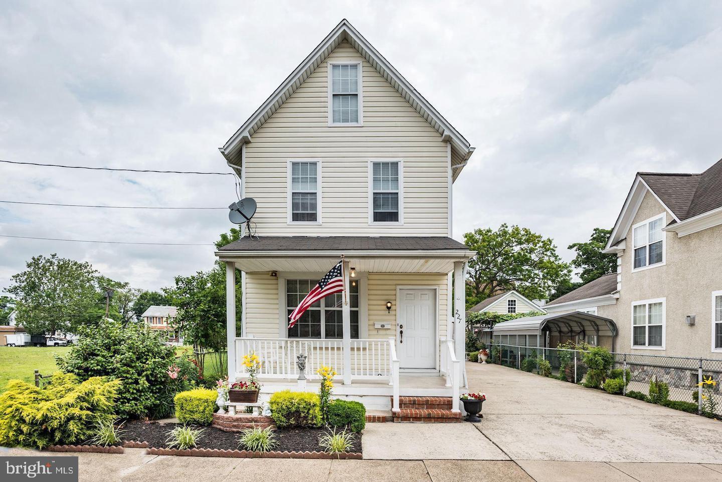 227 Kossuth Street Riverside, NJ 08075 - Photo 1 of 24