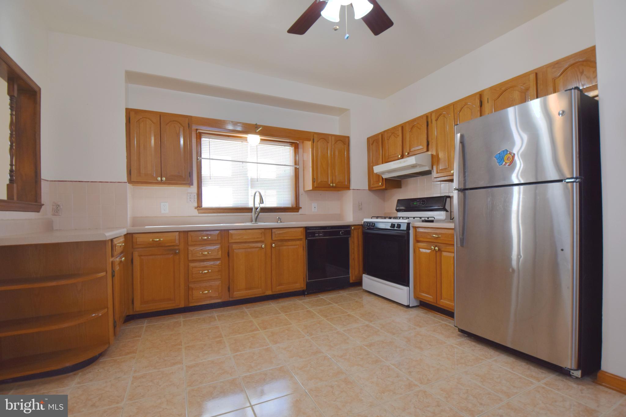 227 Kossuth Street Riverside, NJ 08075 - Photo 8 of 24