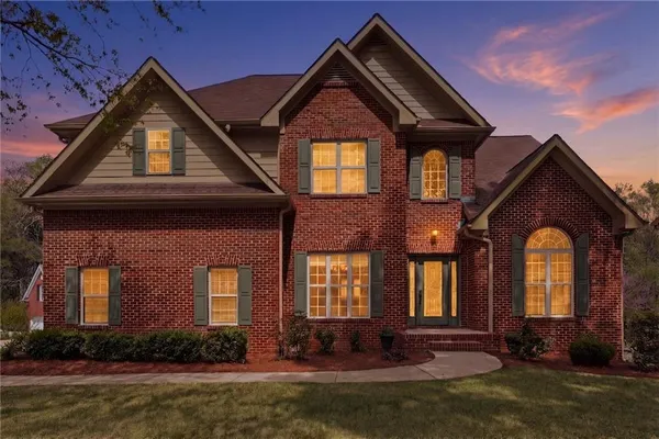 $589,900 | 2328 Coinsborough Way, Buford, GA 30518