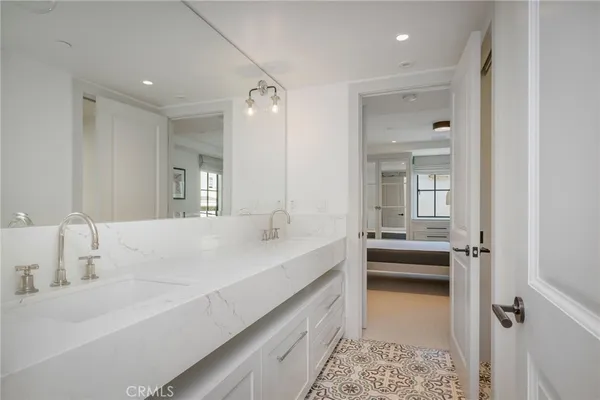 $51,000 | 2903 Manhattan Avenue, Unit A, Manhattan Beach, CA 90266