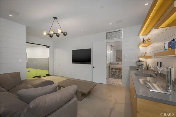 $51,000 | 2903 Manhattan Avenue, Unit A, Manhattan Beach, CA 90266