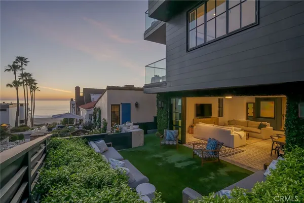 $51,000 | 2903 Manhattan Avenue, Unit A, Manhattan Beach, CA 90266