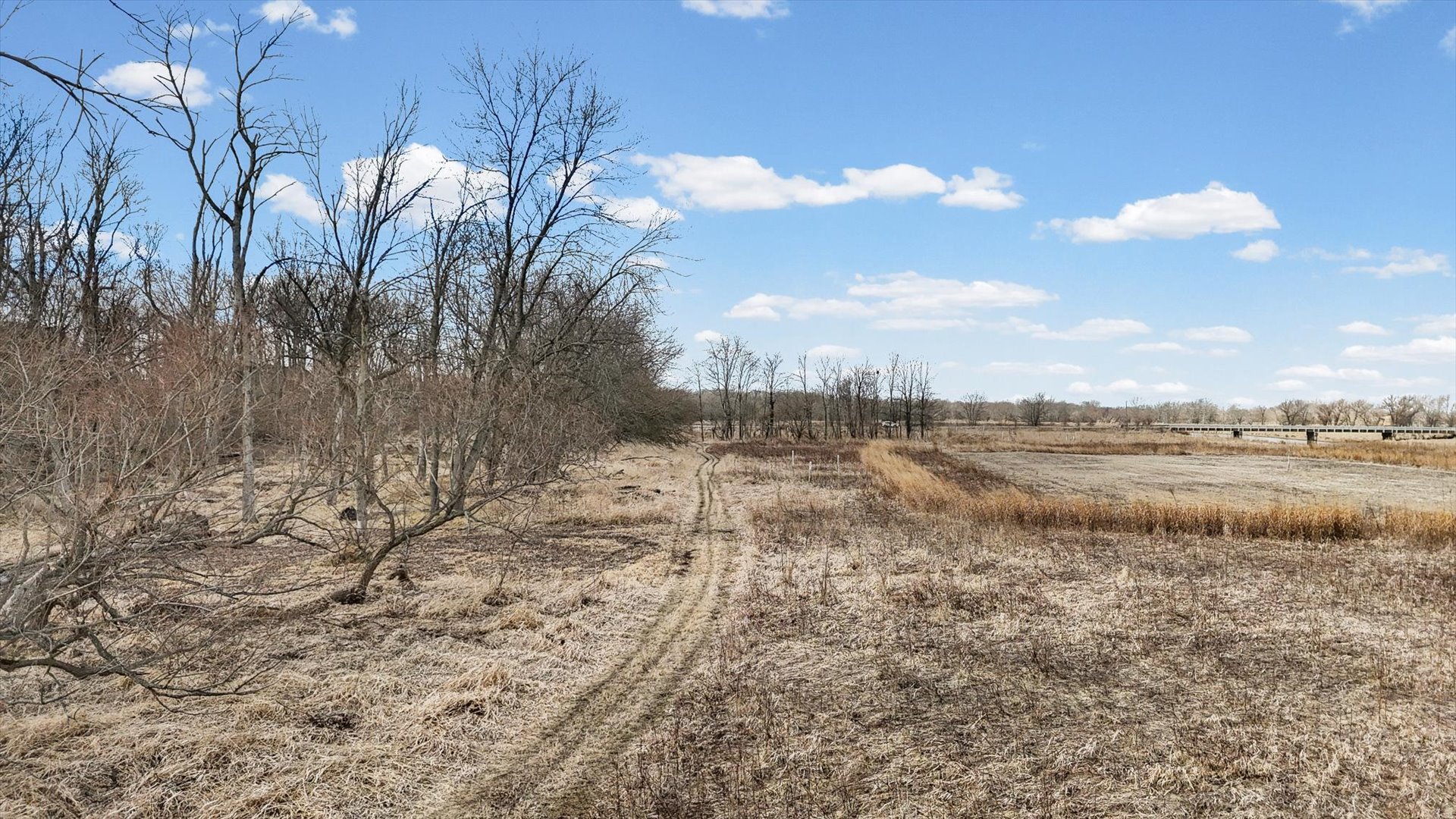 N 2545 E Road Farmer City, IL 61842 - Photo 18 of 47 a view of a lake view