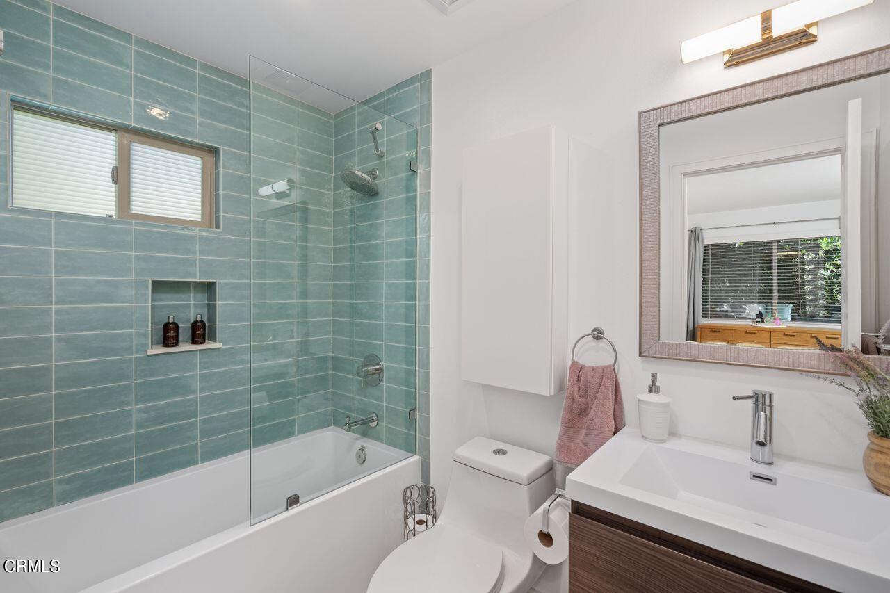 3875 Cartwright Street Pasadena, CA 91107 - Photo 20 of 25 a bathroom with a sink toilet and shower