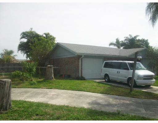 2918 Donald Road Lake Worth, FL 33461 - Photo 1 of 10 Primary Photo