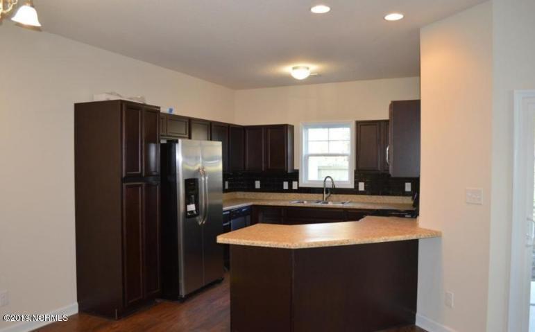 404 Frisco Way Holly Ridge, NC 28445 - Photo 6 of 19 SIMILAR PHOTO