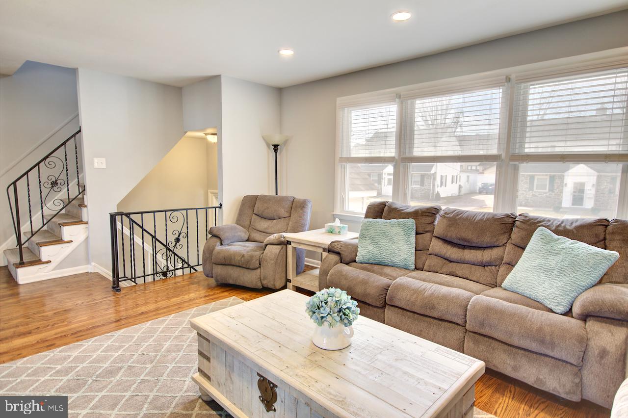 53 Sycamore Road Havertown, PA 19083 - Photo 6 of 24