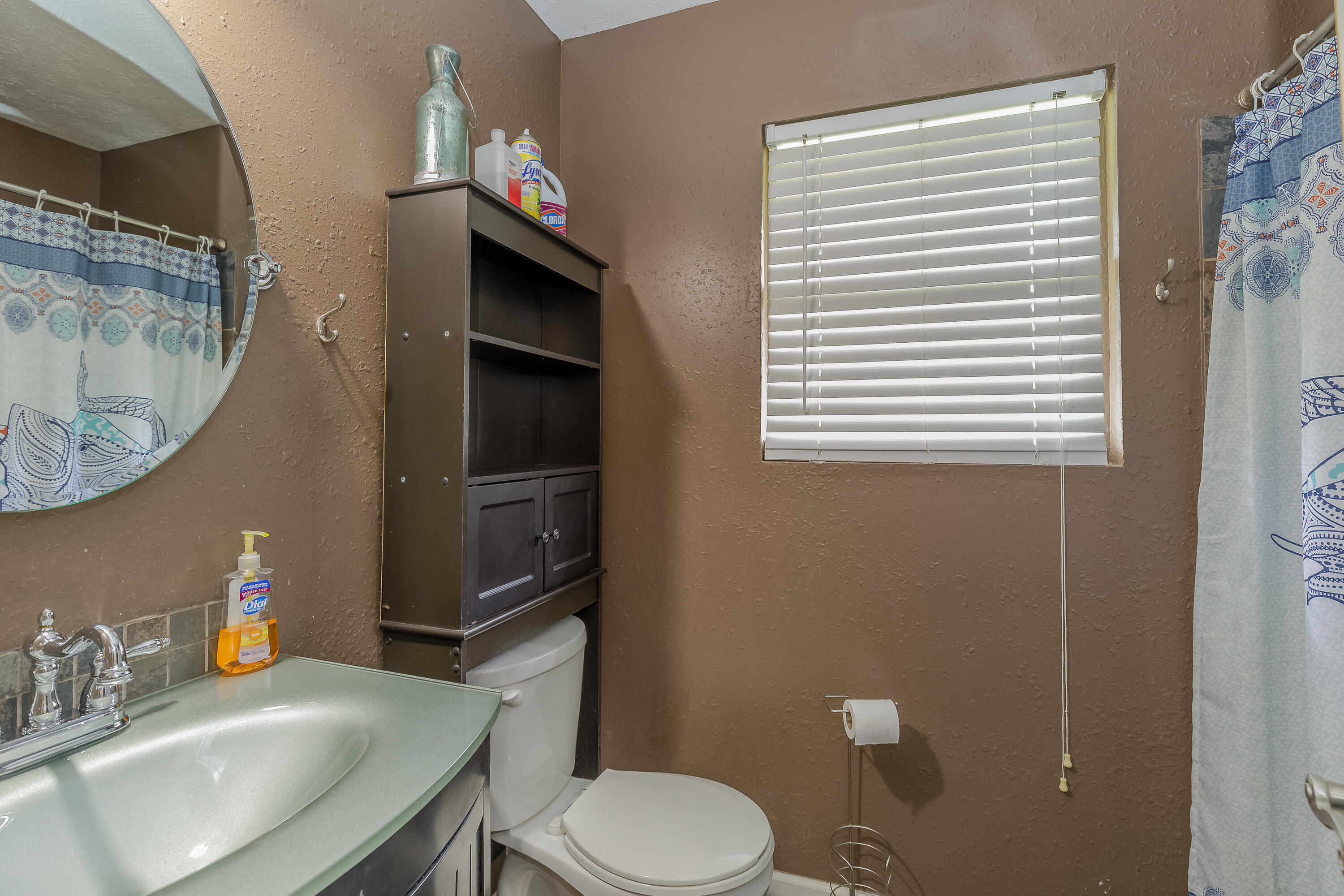 186 Saddle Club Road Summerville, GA 30747 - Photo 30 of 41 Upstairs Hall Bathroom
