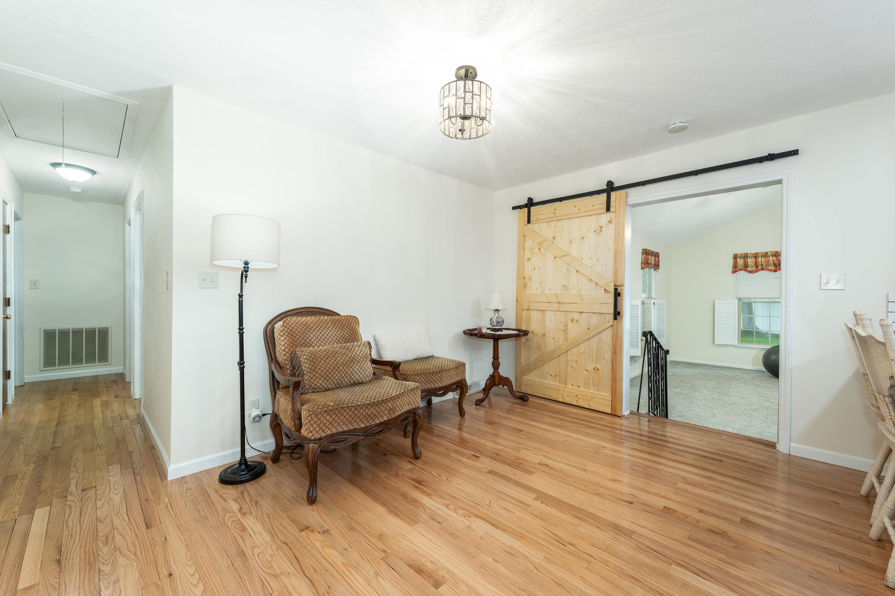 206 Roosevelt Street St. George, SC 29477 - Photo 14 of 37 P1039895-Edit