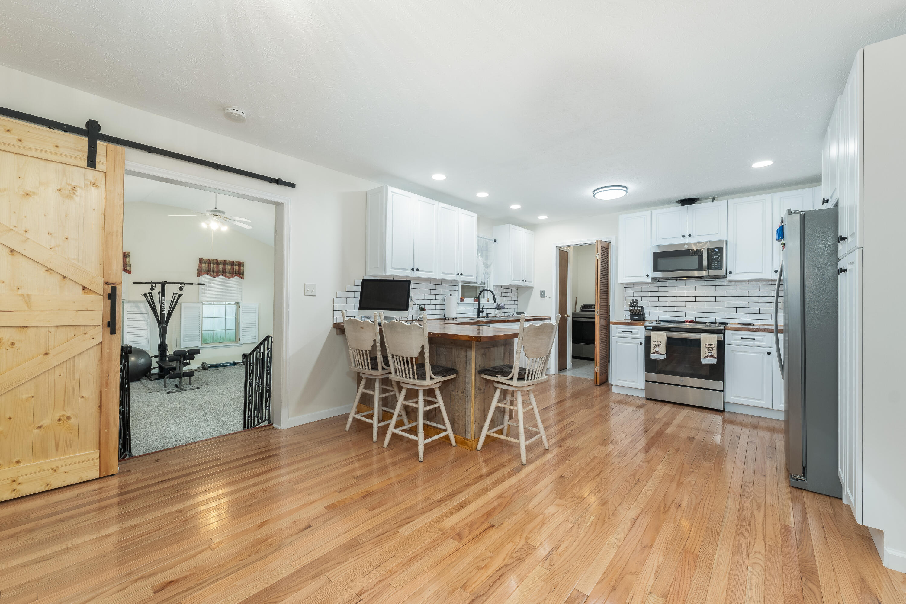 206 Roosevelt Street St. George, SC 29477 - Photo 17 of 37 P1039898-Edit