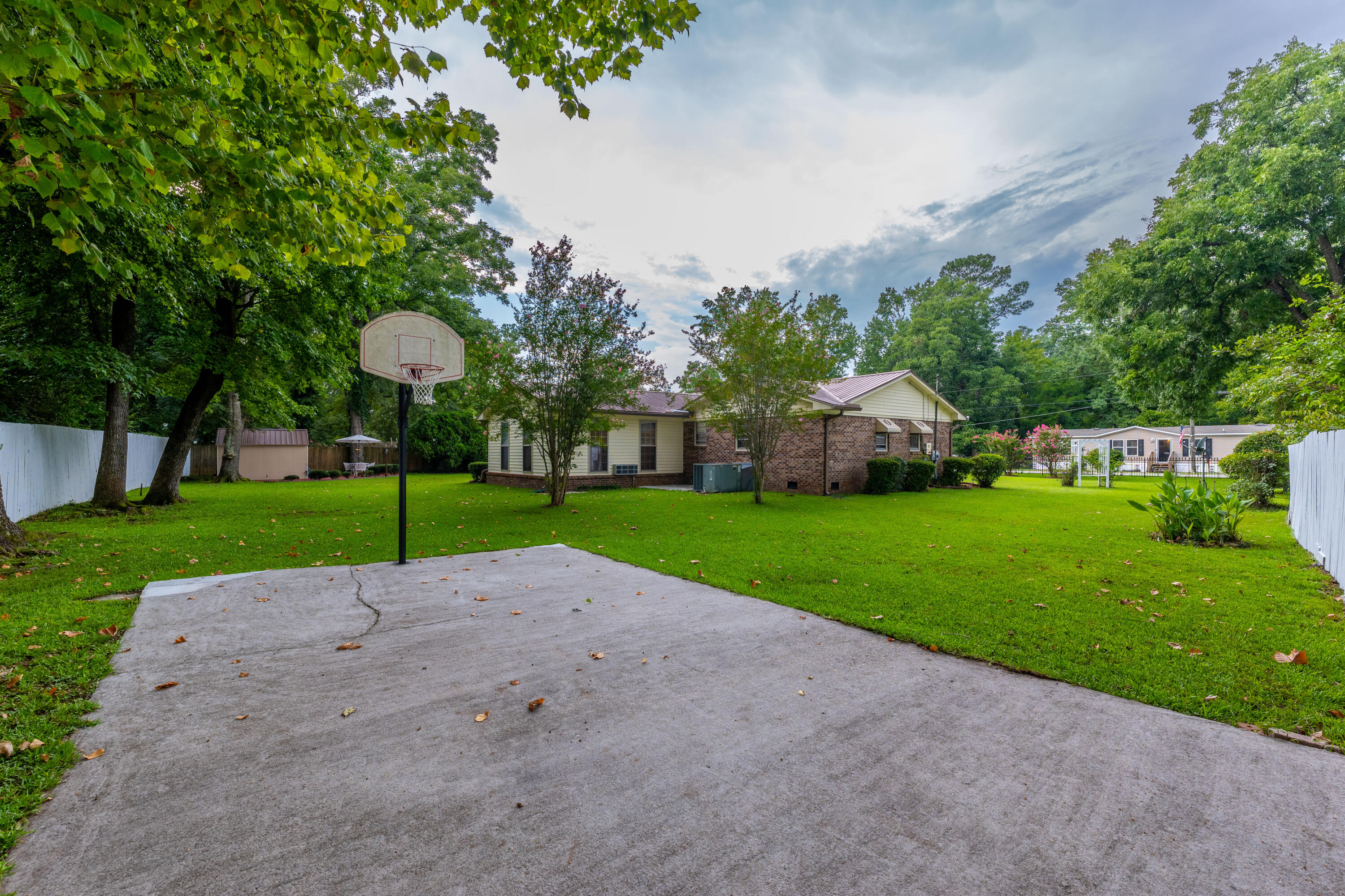 206 Roosevelt Street St. George, SC 29477 - Photo 31 of 37 P1039882