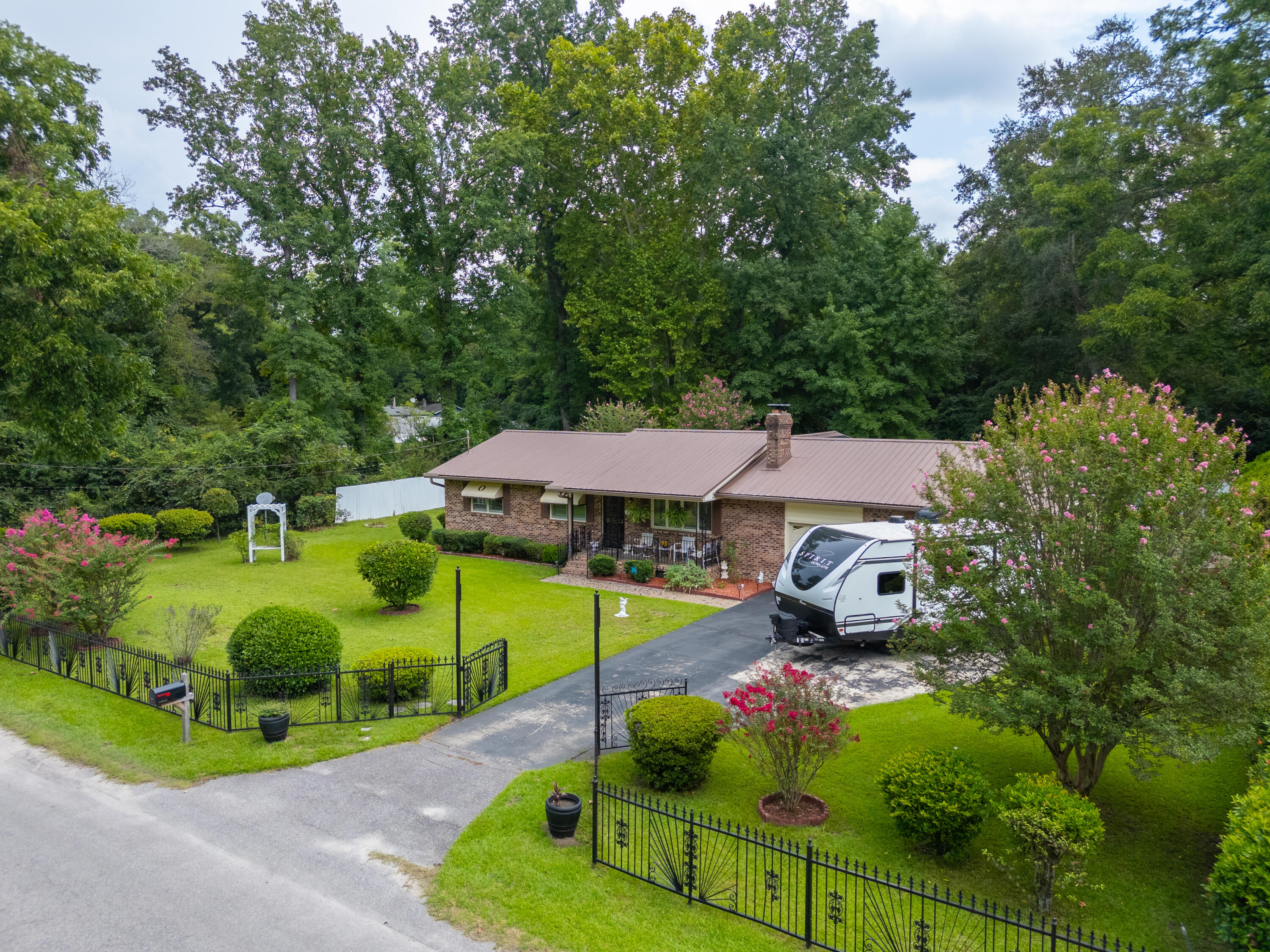 206 Roosevelt Street St. George, SC 29477 - Photo 33 of 37 DJI_20240813140406_0001_D