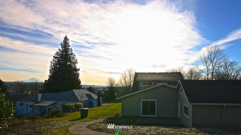 1004 Southwest 4th Place Renton, WA 98057 - Photo 21 of 21