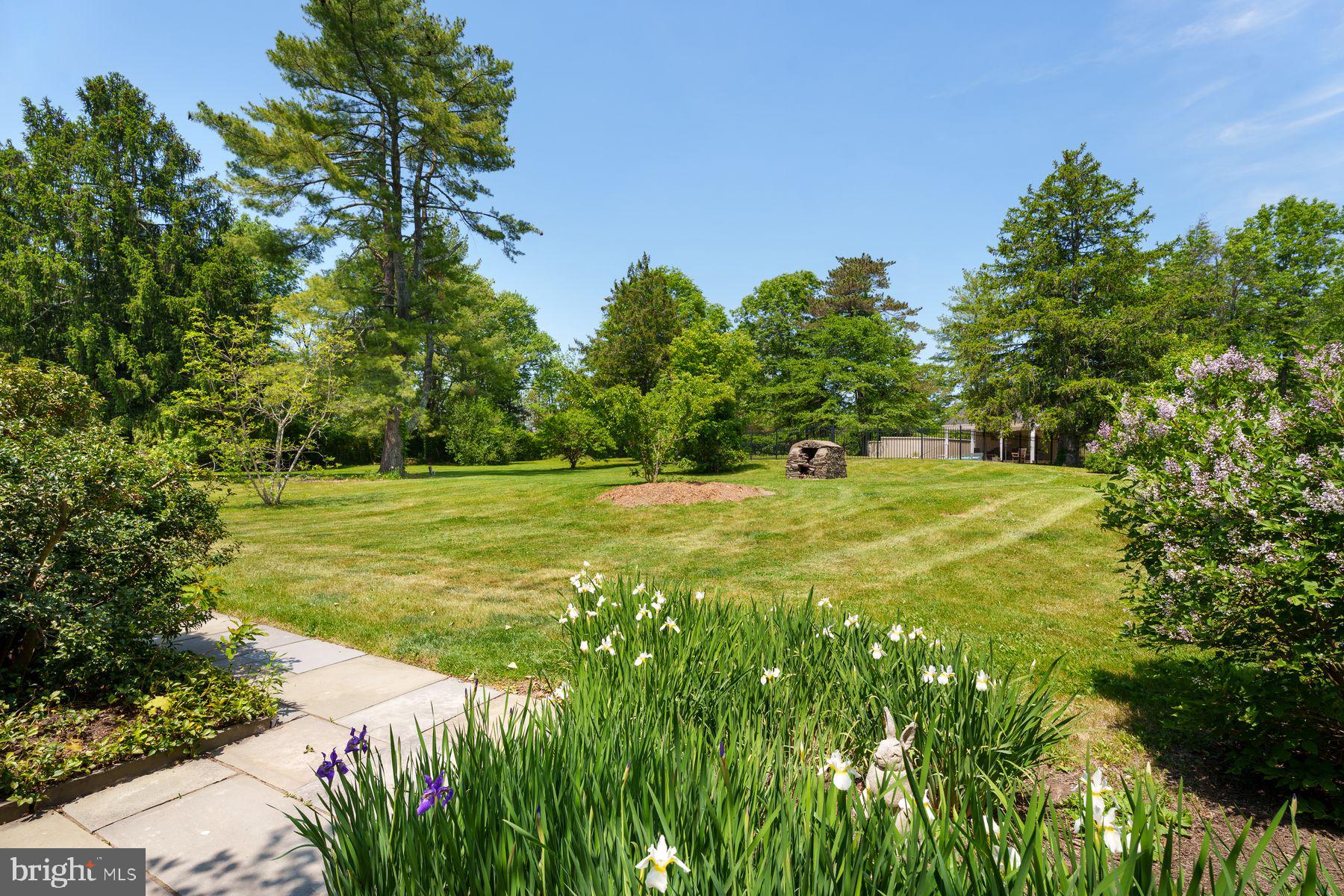 821 Pretty Brook Road Princeton, NJ 08540 - Photo 30 of 32 a view of an outdoor space and a yard