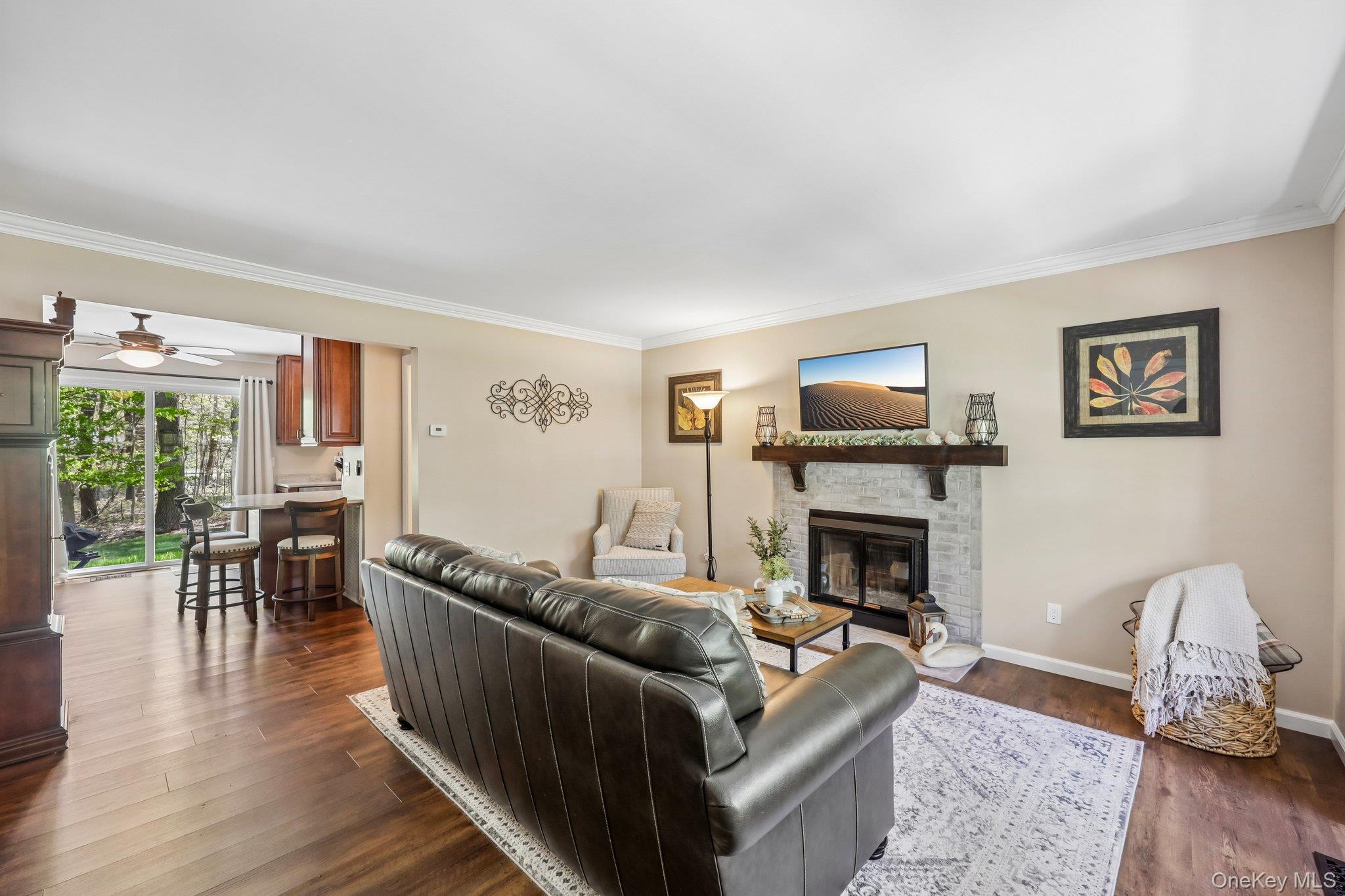13 Rutledge Commons Yaphank, NY 11980 - Photo 11 of 34