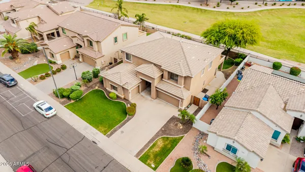 $675,000 | 3267 East Maplewood Street, Gilbert, AZ 85297