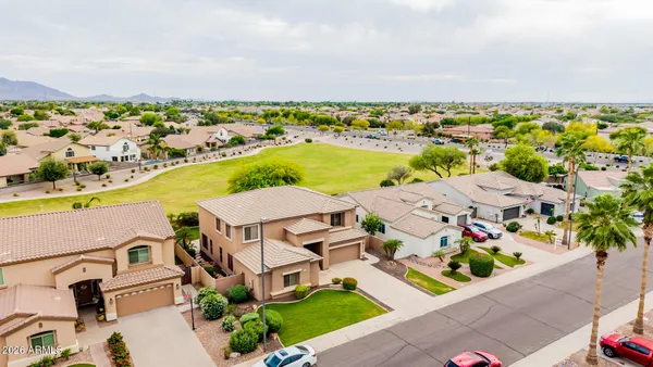 $675,000 | 3267 East Maplewood Street, Gilbert, AZ 85297