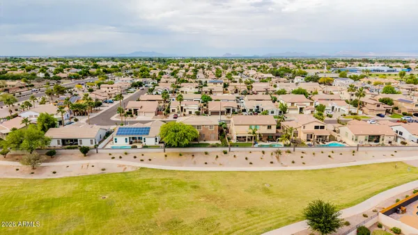 $675,000 | 3267 East Maplewood Street, Gilbert, AZ 85297