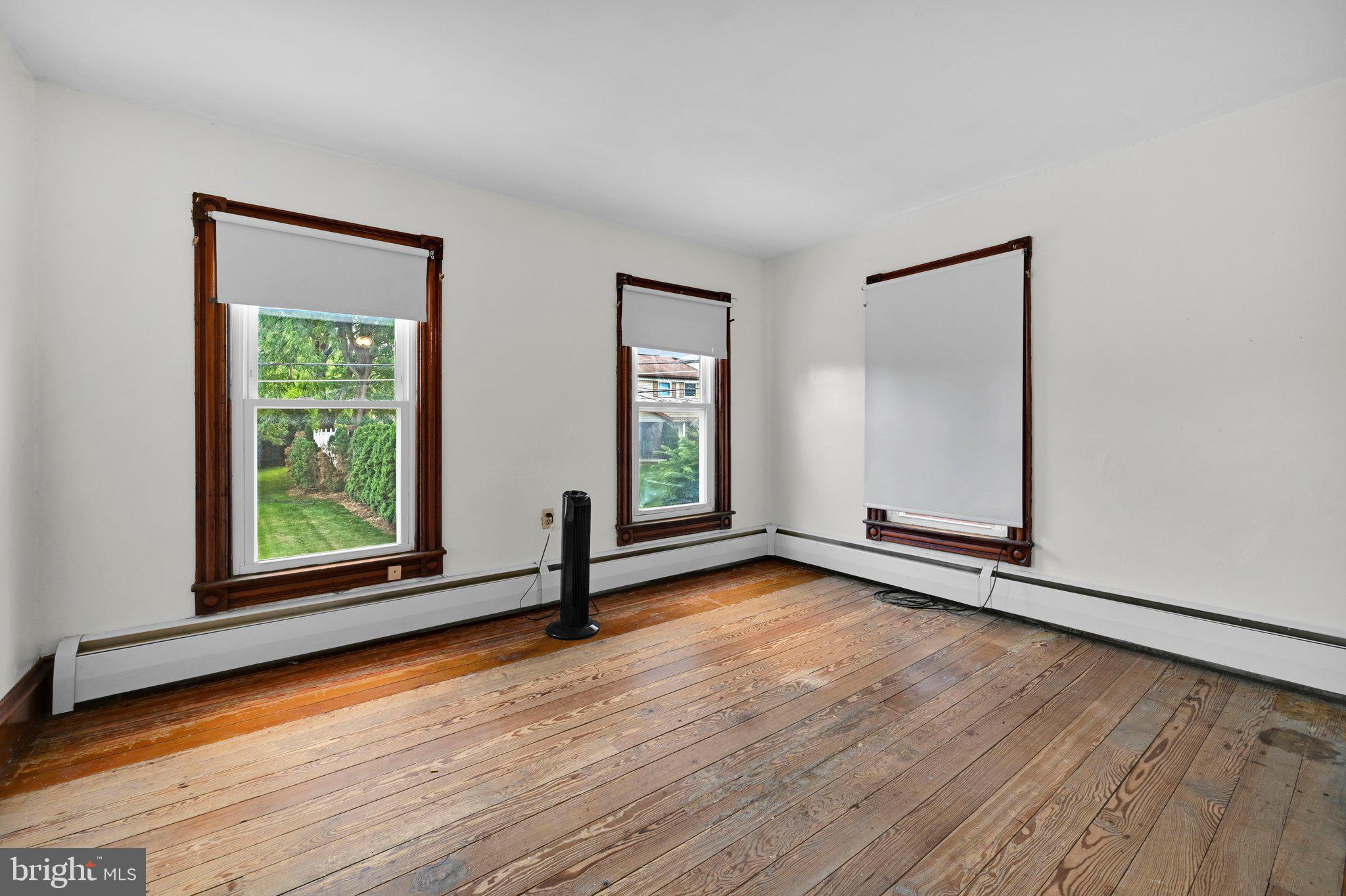 16 Grove Road Blandon, PA 19510 - Photo 14 of 30 Bedroom