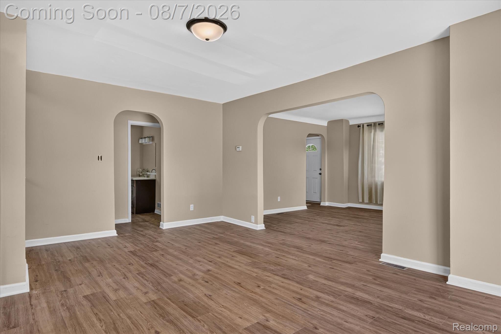 28264 Waltz Road New Boston, MI 48164 - Photo 8 of 43 Dining Room