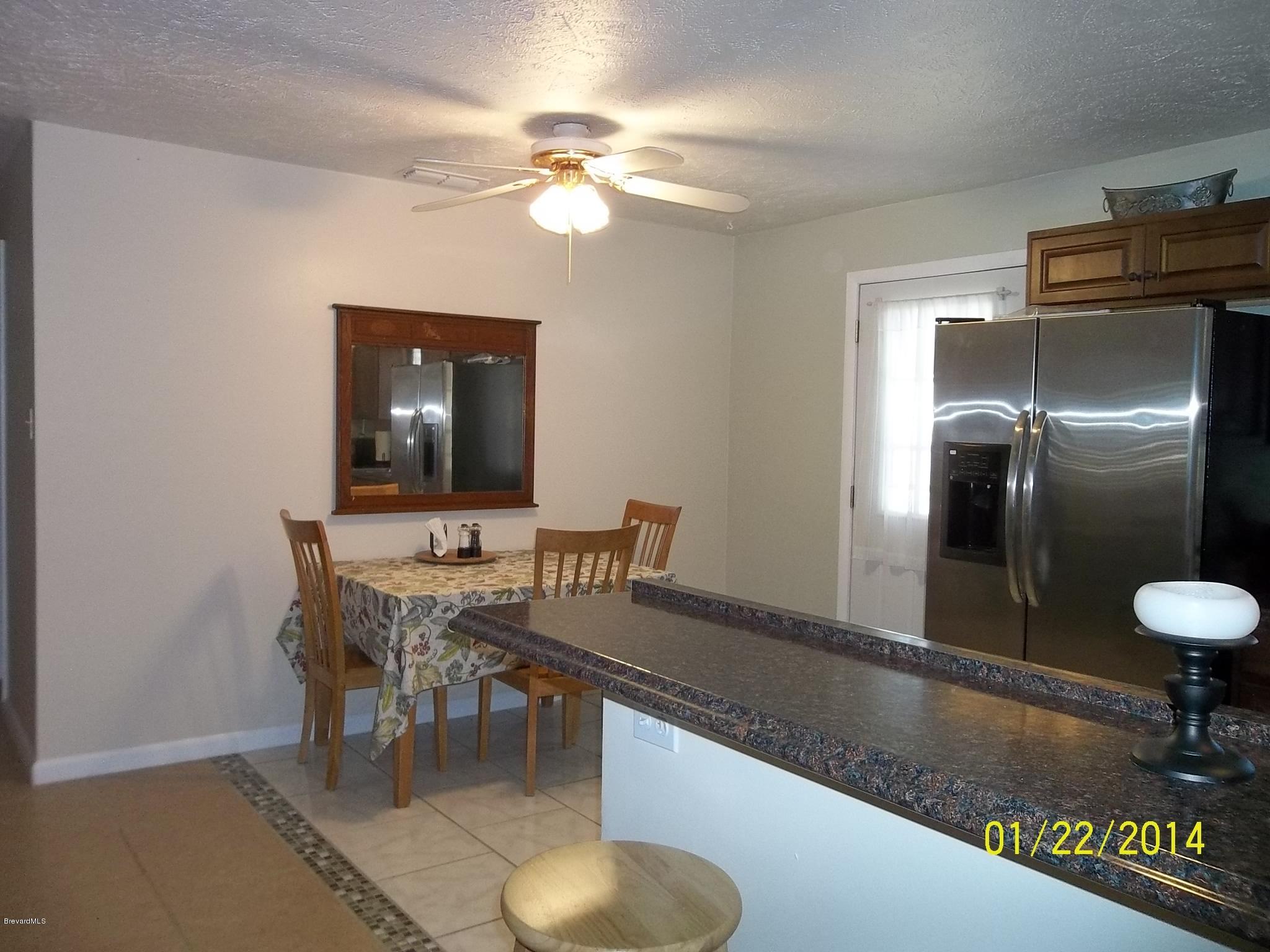 4041 Mullens Road Mims, FL 32754 - Photo 12 of 27 breakfast bar