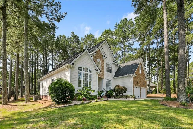 $399,900 | 256 Barons Run West, Spring Lake, NC 28390