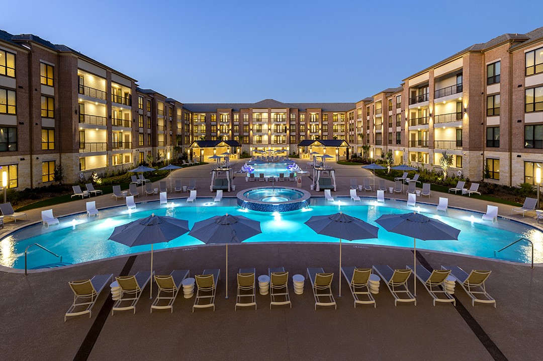 1724 Partnership Way, Unit 3101 Katy, TX 77449 - Photo 27 of 30 Pool area