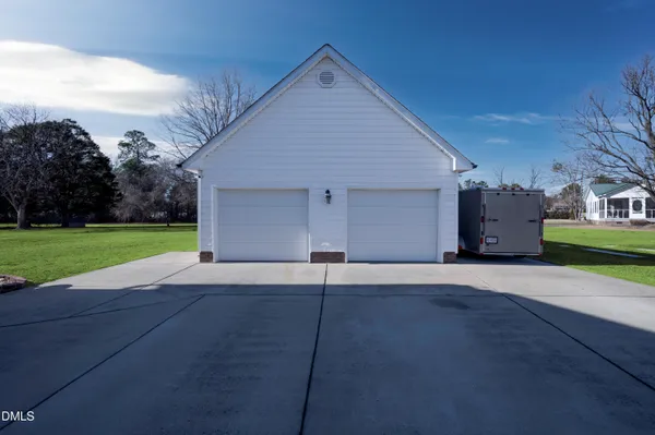 a view of a house with entertaining space