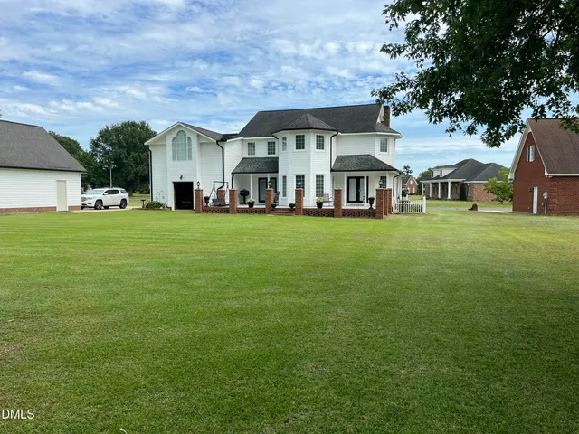 $585,000 | 24 Clubhouse Drive, Dunn, NC 28334