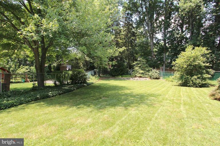 11826 Smoketree Road Potomac, MD 20854 - Photo 15 of 30 Exterior #3