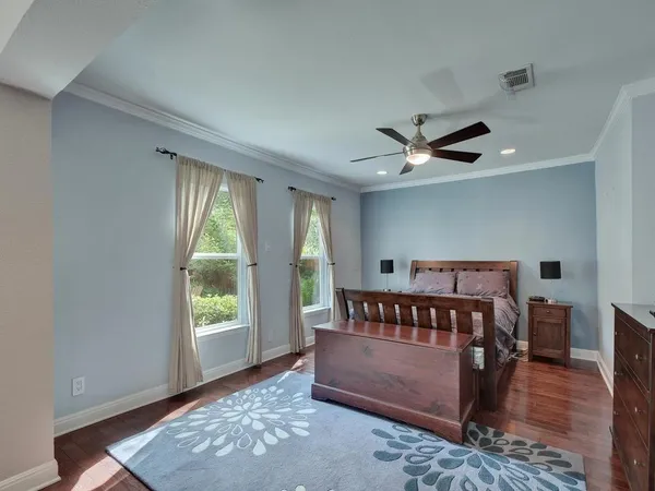 $4,500 | 610 West N Loop Boulevard, Austin, TX 78751