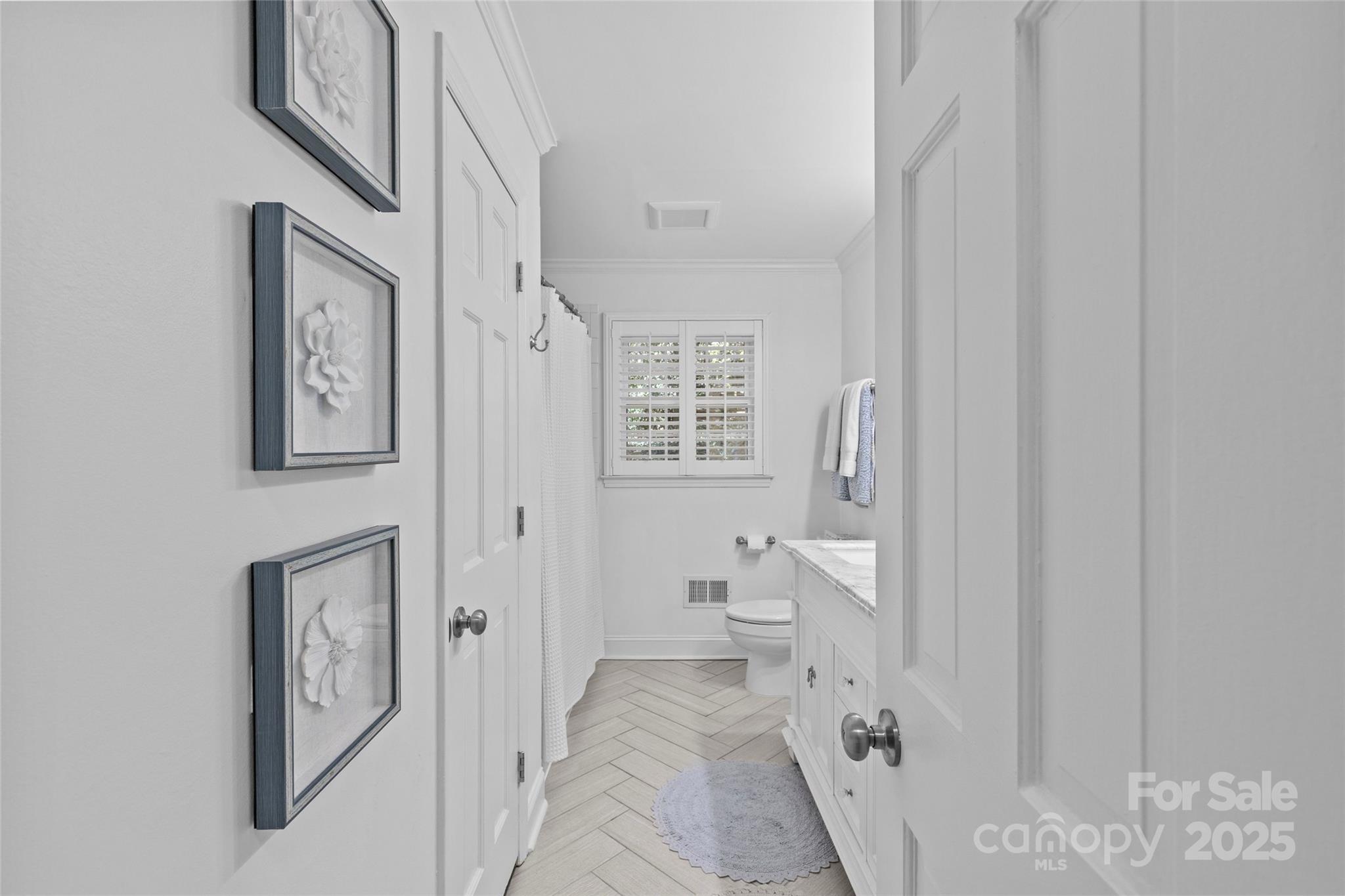 7526 Whistlestop Road Charlotte, NC 28210 - Photo 31 of 42 a bathroom with a toilet and a shower