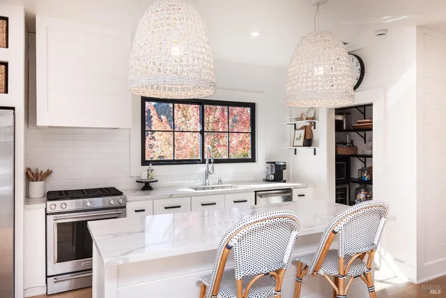 $1,189,000 | 576 Patchett Street, Napa, CA 94559