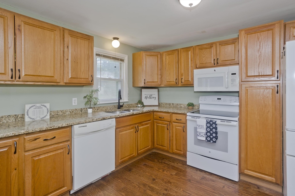 33 South Longyard Road Southwick, MA 01077 - Photo 17 of 40 Gallery Image 17