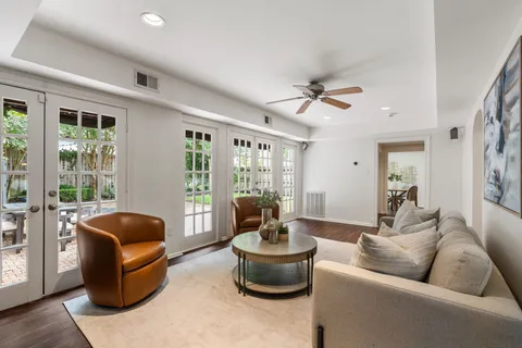 $1,250,000 | 4011 Villanova Street, West University Place, TX 77005