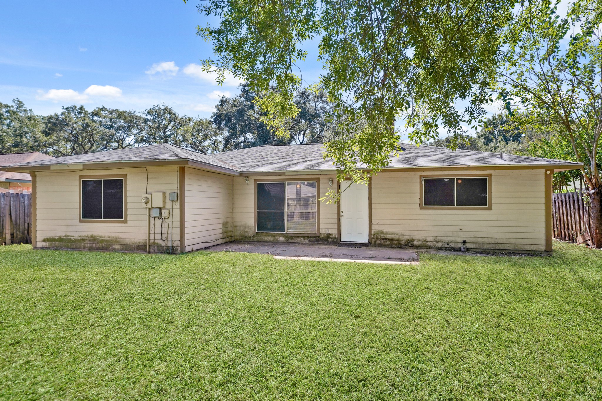 13923 Ludgate Pass Houston, TX 77034 - Photo 24 of 25 front view of a house with a yard