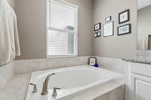 $575,000 | 18078 Romanesque Court, Spring Hill, FL 34610