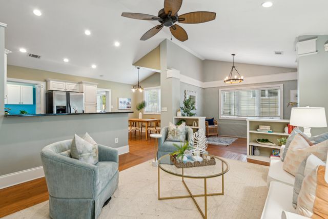 $597,500 | 8 Tovey Road, Charleston, SC 29407