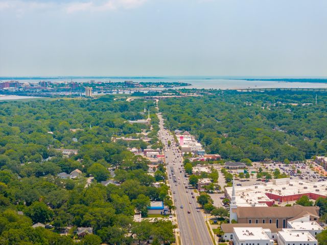 $597,500 | 8 Tovey Road, Charleston, SC 29407