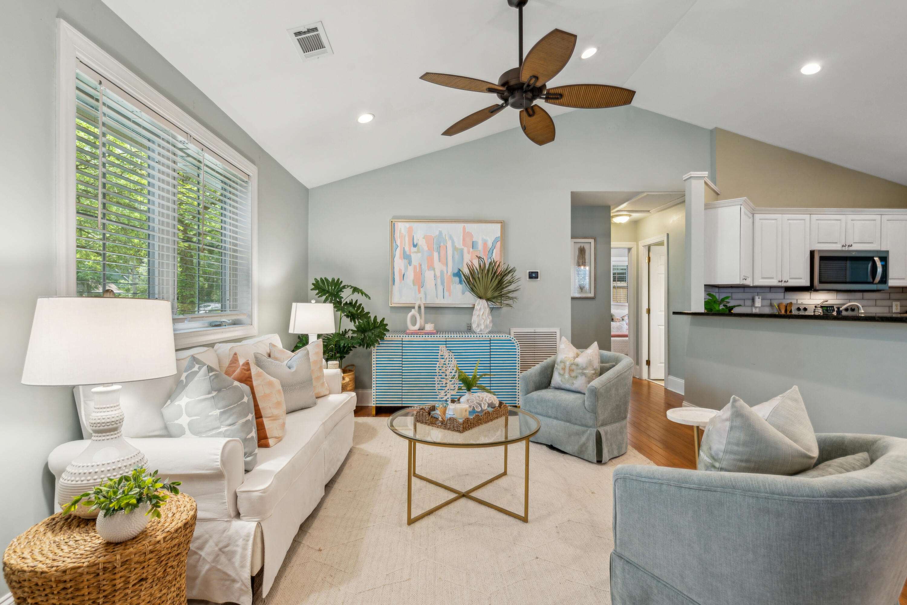 8 Tovey Road Charleston, SC 29407 - Photo 8 of 44 Living Room