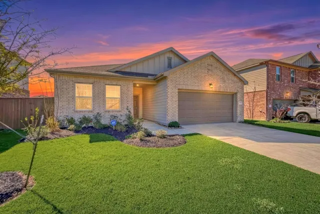 $279,900 | 21572 Rolling Streams Drive, New Caney, TX 77357