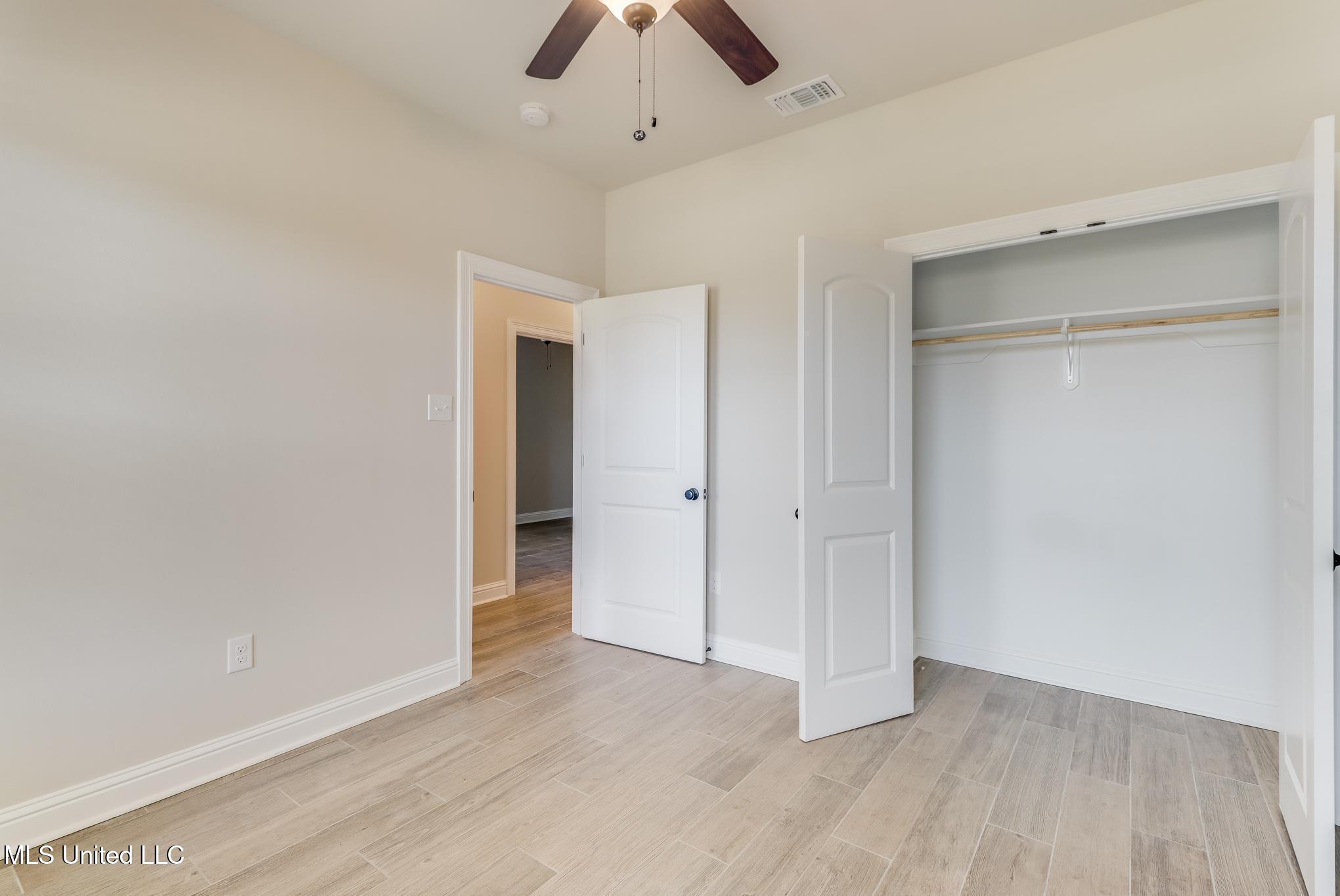 11424 Memphis Circle Ocean Springs, MS 39564 - Photo 21 of 29 Bedroom #3