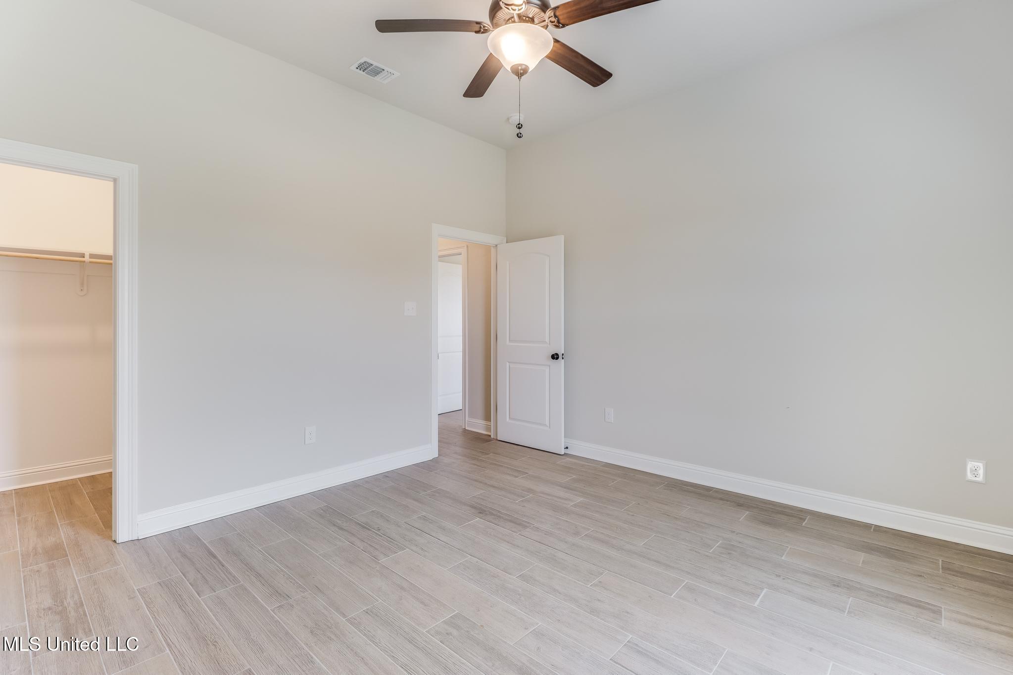 11424 Memphis Circle Ocean Springs, MS 39564 - Photo 23 of 29 Bedroom #4