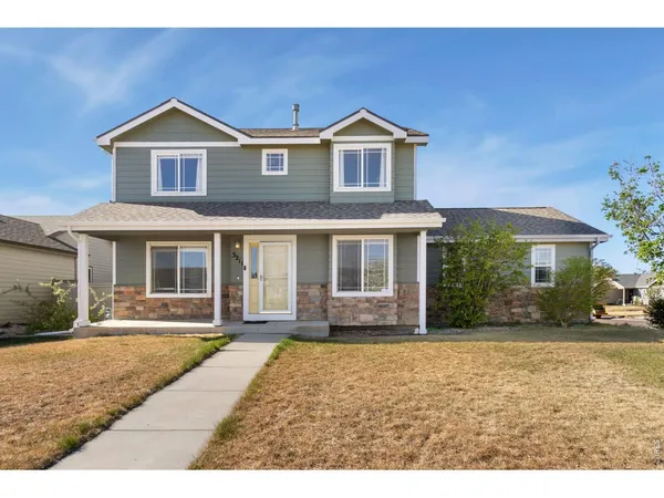 $469,500 | 3211 White Buffalo Drive, Wellington, CO 80549