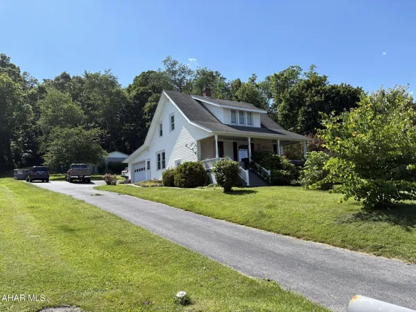 $239,000 | 7516 Lincoln Highway, Bedford, PA 15522