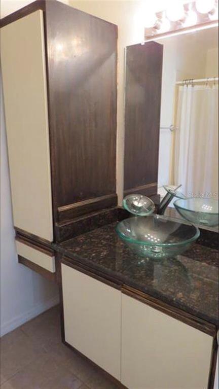 1083 South Hiawassee Road, Unit 635 Orlando, FL 32835 - Photo 11 of 16 a view of water heater room