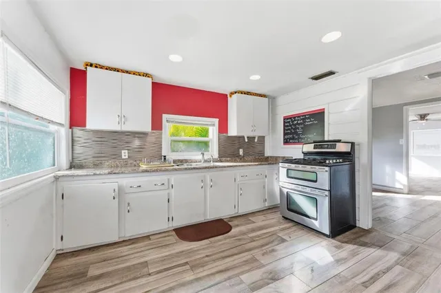 $1,800 | 8010 Riverview Drive, Riverview, FL 33578